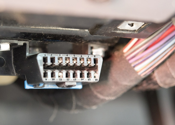 أنظمة OBD في السيارات: الفرق بين OBD1 و OBD2